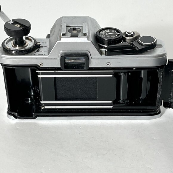 Minolta & Olympus 35mm Camera Bodies Not Working. - Picture 10 of 10